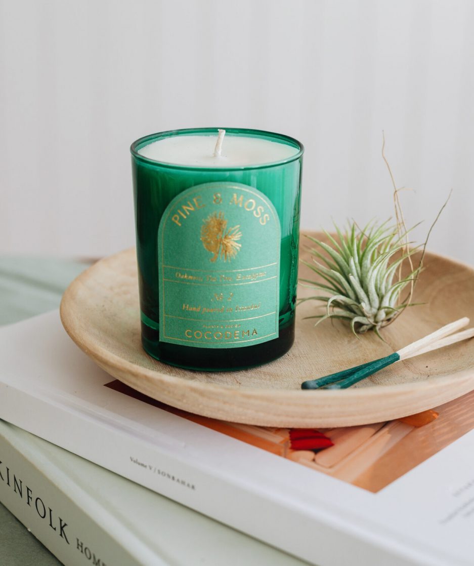 pine and moss soya wax candle mum vegan