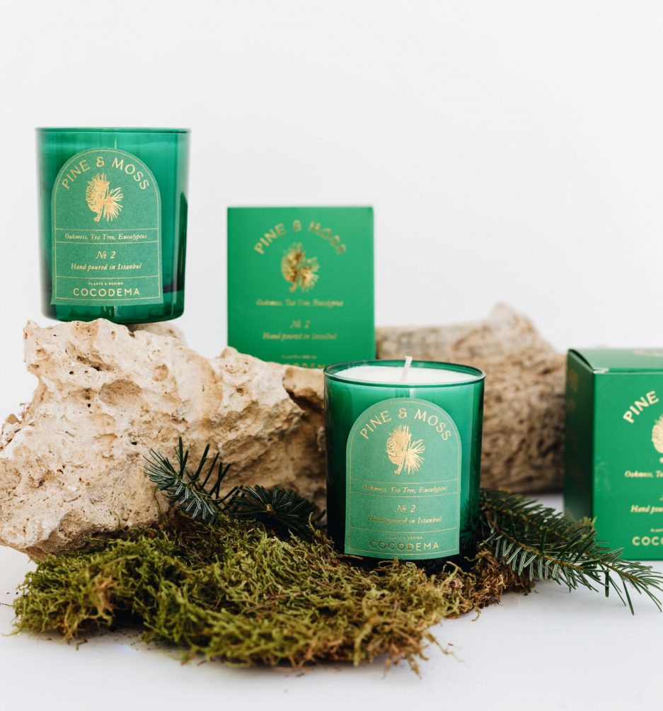 pine and moss soya wax candle mum vegan