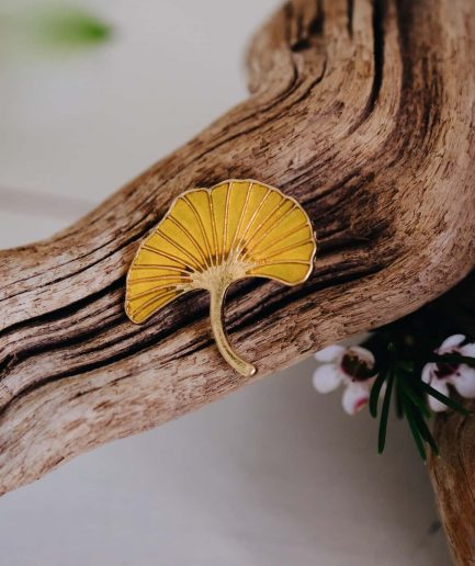 gingko biloba pin