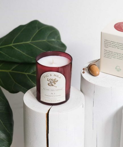 valentine_limitededition soya wax candl fig and milk